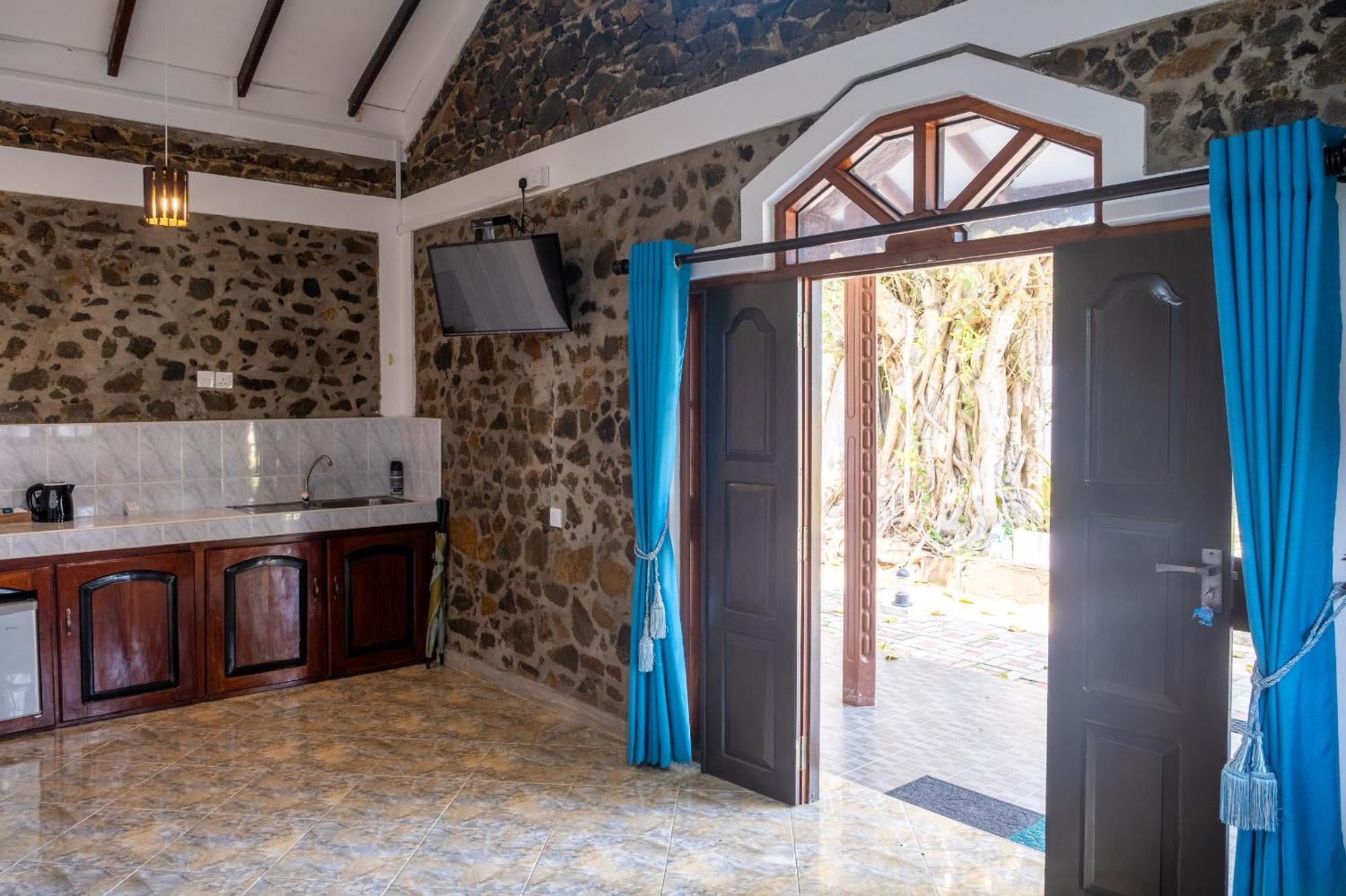 Serenity Beach Cabanas Tangalle Exteriör bild