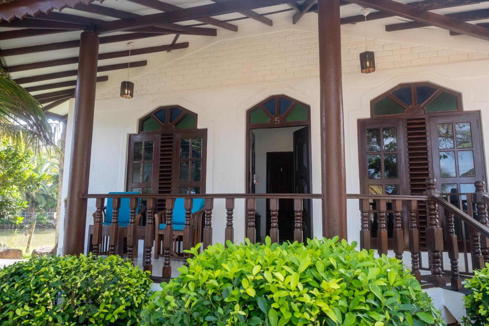 Serenity Beach Cabanas Tangalle Exteriör bild