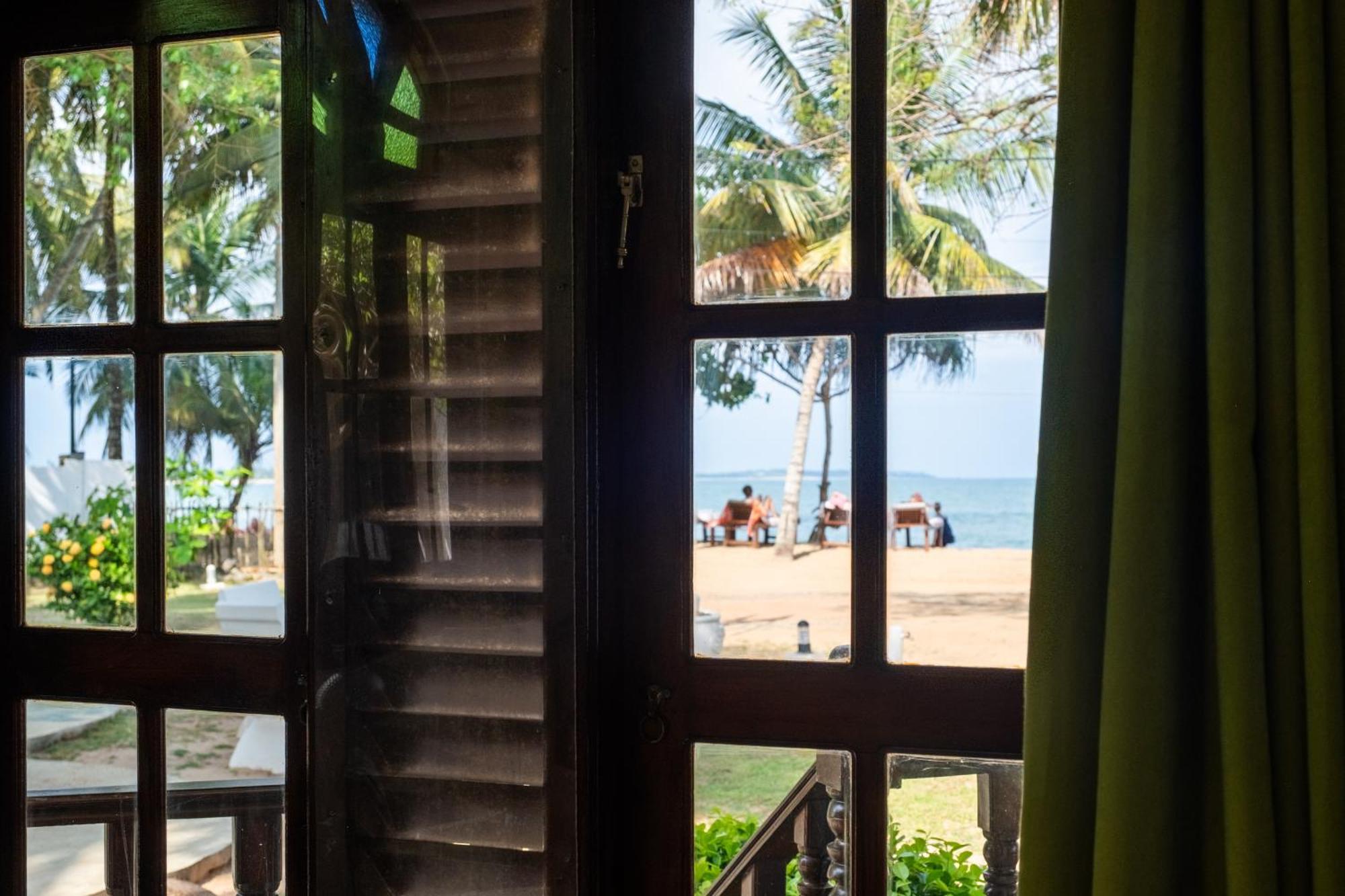 Serenity Beach Cabanas Tangalle Exteriör bild