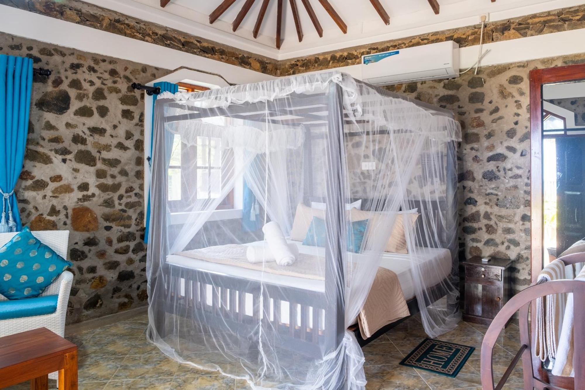 Serenity Beach Cabanas Tangalle Exteriör bild